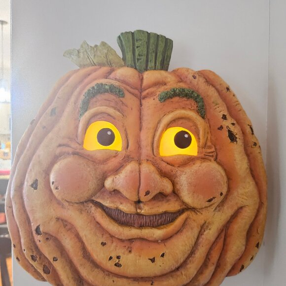 Vintage 2006 Halloween Animated Pumpkin Face Light Up Motion Eyes - Picture 2 of 13
